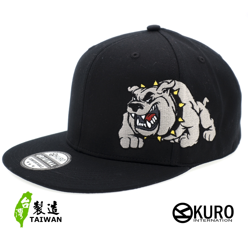 KURO-SHOP-鬥牛犬電繡平板帽-棒球帽(可客製化)