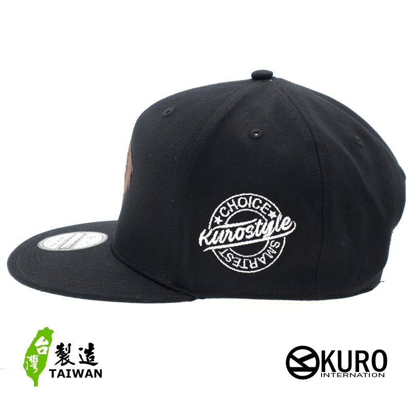 KURO-SHOP-兇猛熊 電繡 平板帽-棒球帽(可客製化電繡)
