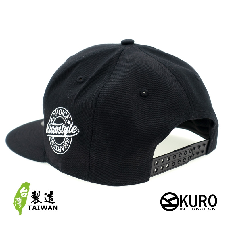 KURO-SHOP 盾形馬圖騰 立體繡 平板帽-棒球帽(可客製化)