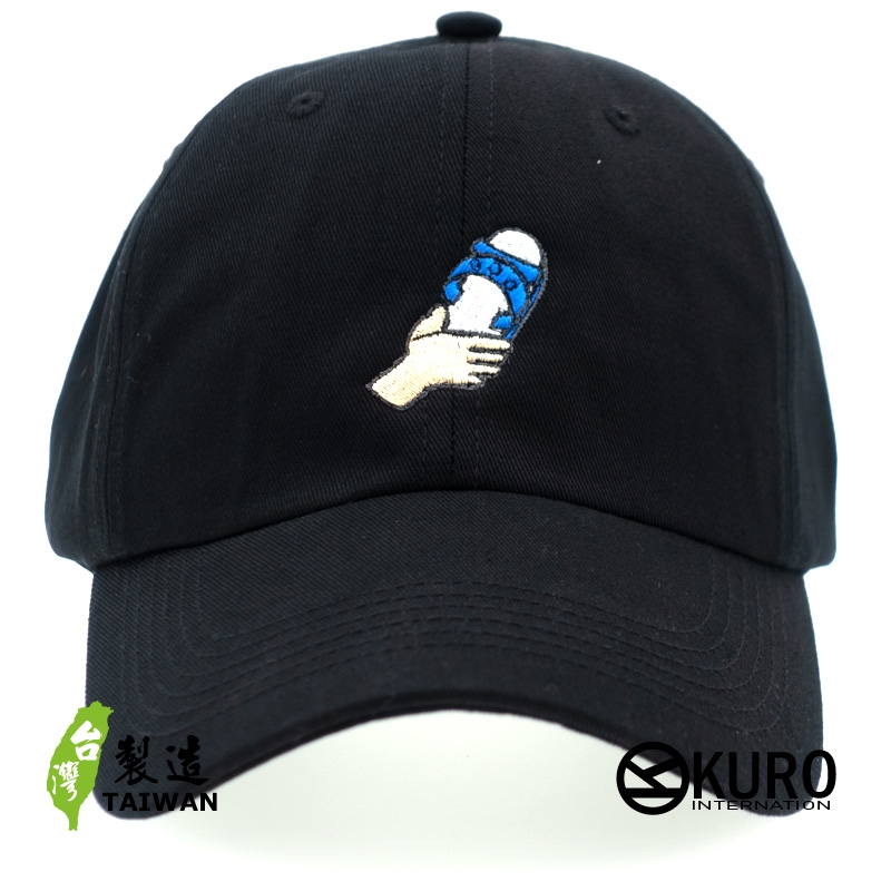KURO-SHOP 手拿藍白拖  電繡 老帽 棒球帽 布帽(可客製化)