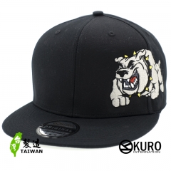 KURO-SHOP-鬥牛犬電繡平板帽-棒球帽(可客製化)